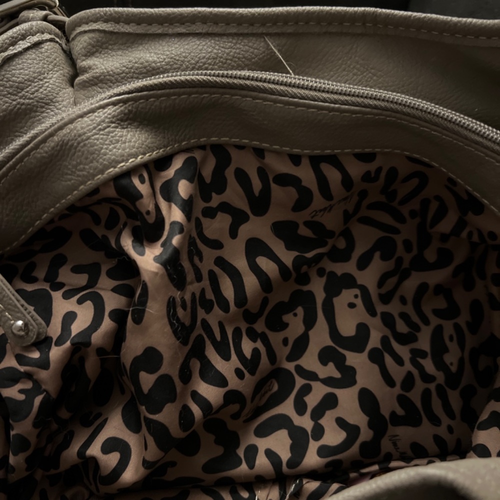 Handbag - Picture 3 of 3